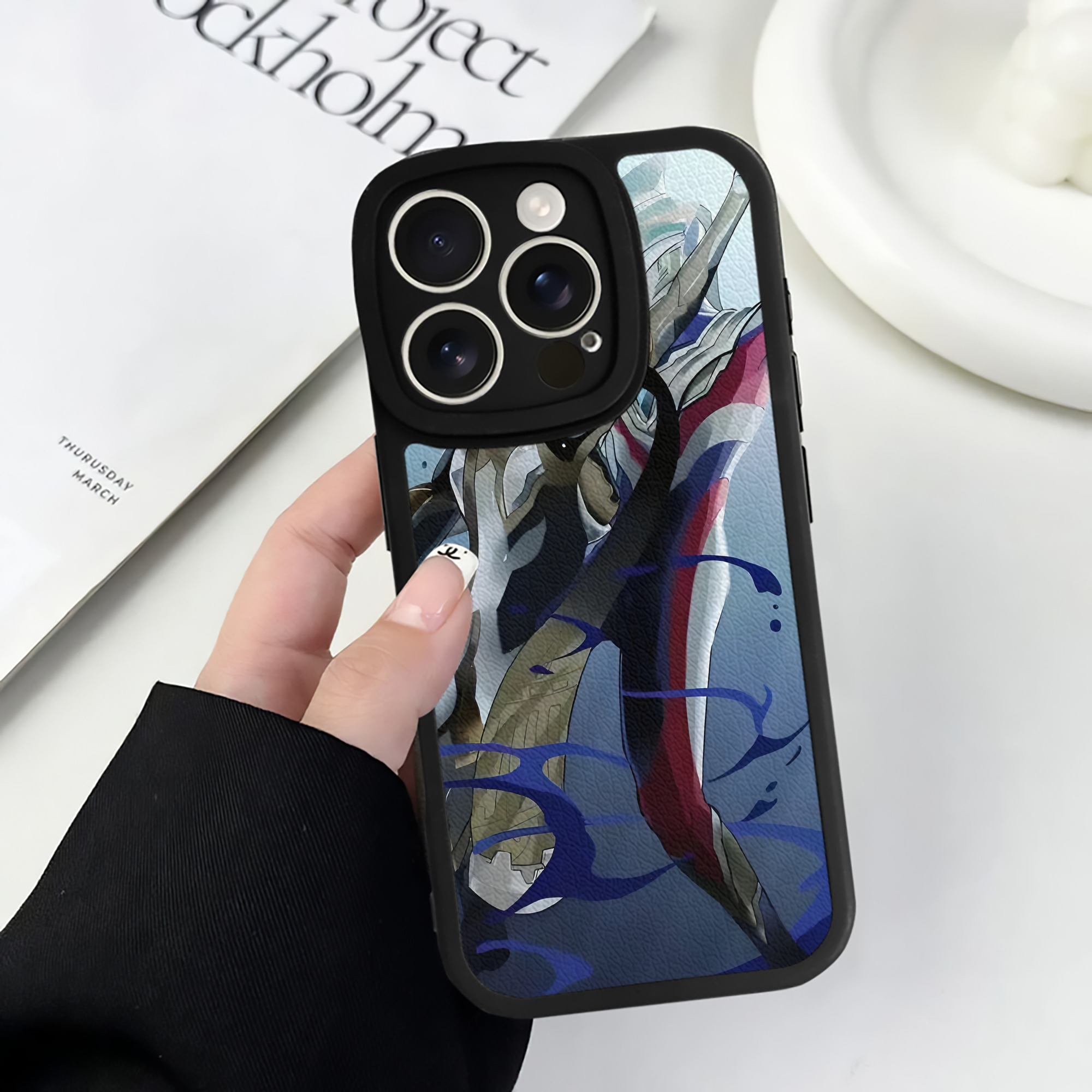 （画像用） ウルトラマン Ultraman 【iPhone 16シリーズ対応】シリコンスマホケース（レザー調） 材質：シリコン